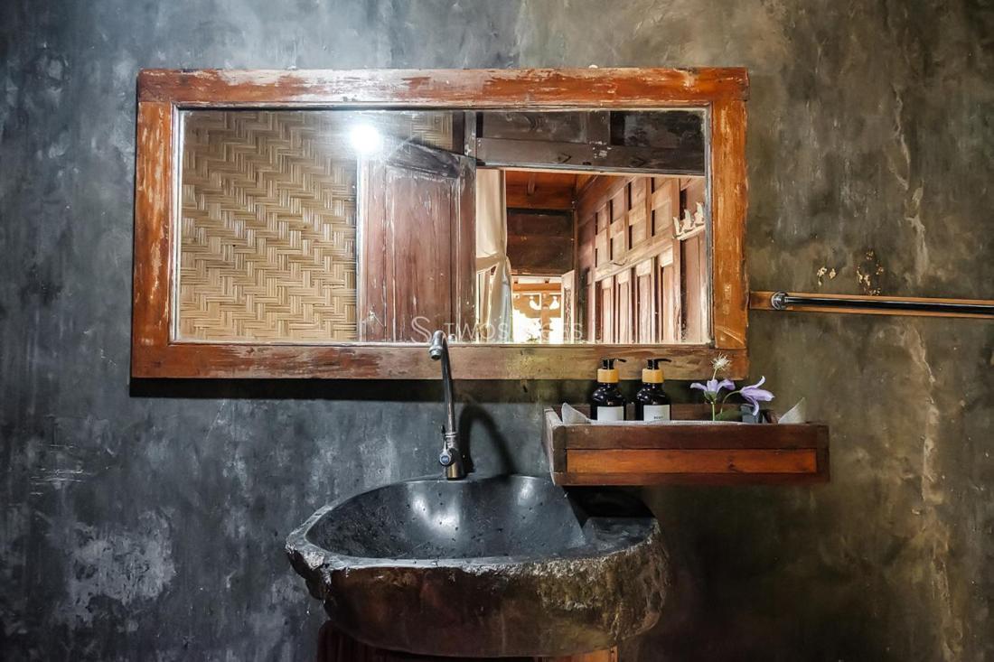 Kayu Beach Villa By Twospaces, Nusa Dua Beach Eksteriør billede